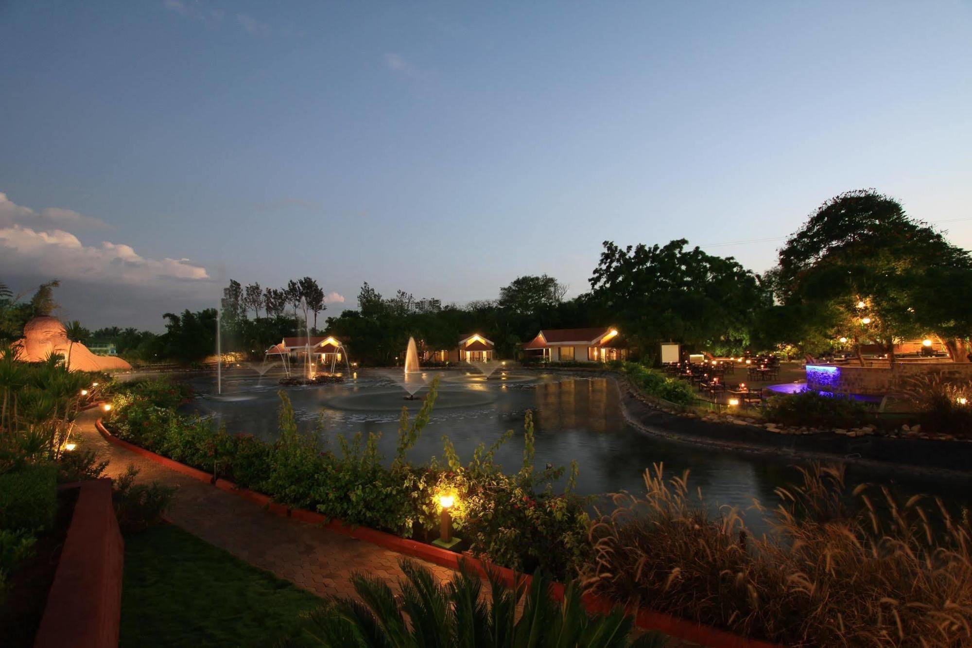 Silent Shores Resort&Spa Mysore Exterior foto